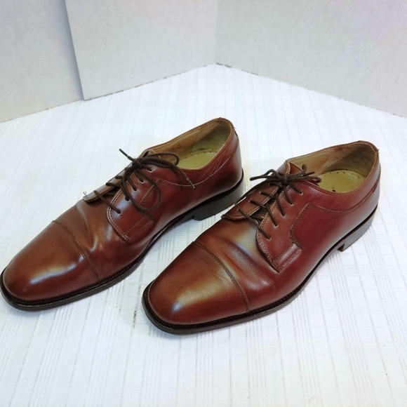 EUC. Bostonian Crown Windsor Oxfords Size 9.5M main image 4